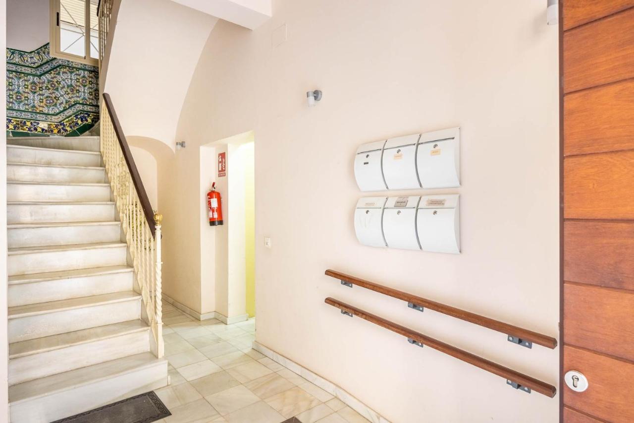 Apartamento Hércules - Vacacional Sevilla Extérieur photo