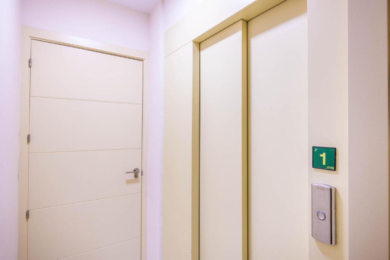 Apartamento Hércules - Vacacional Sevilla Extérieur photo